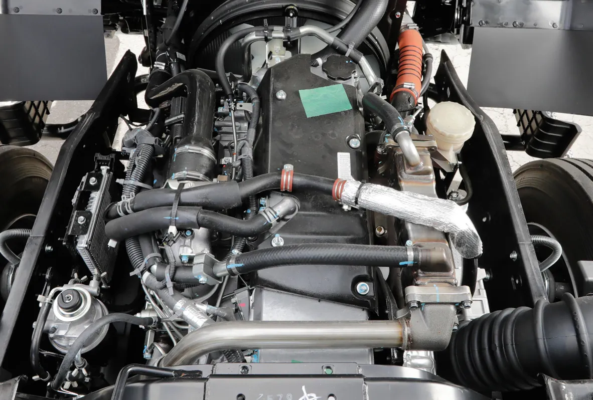 Isuzu Camión FVR Largo